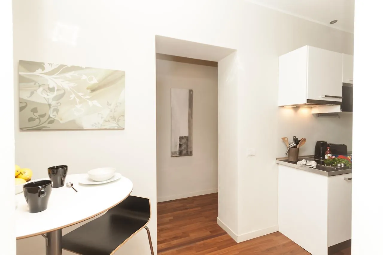 Apartment Rodrigo Lake Side Suite