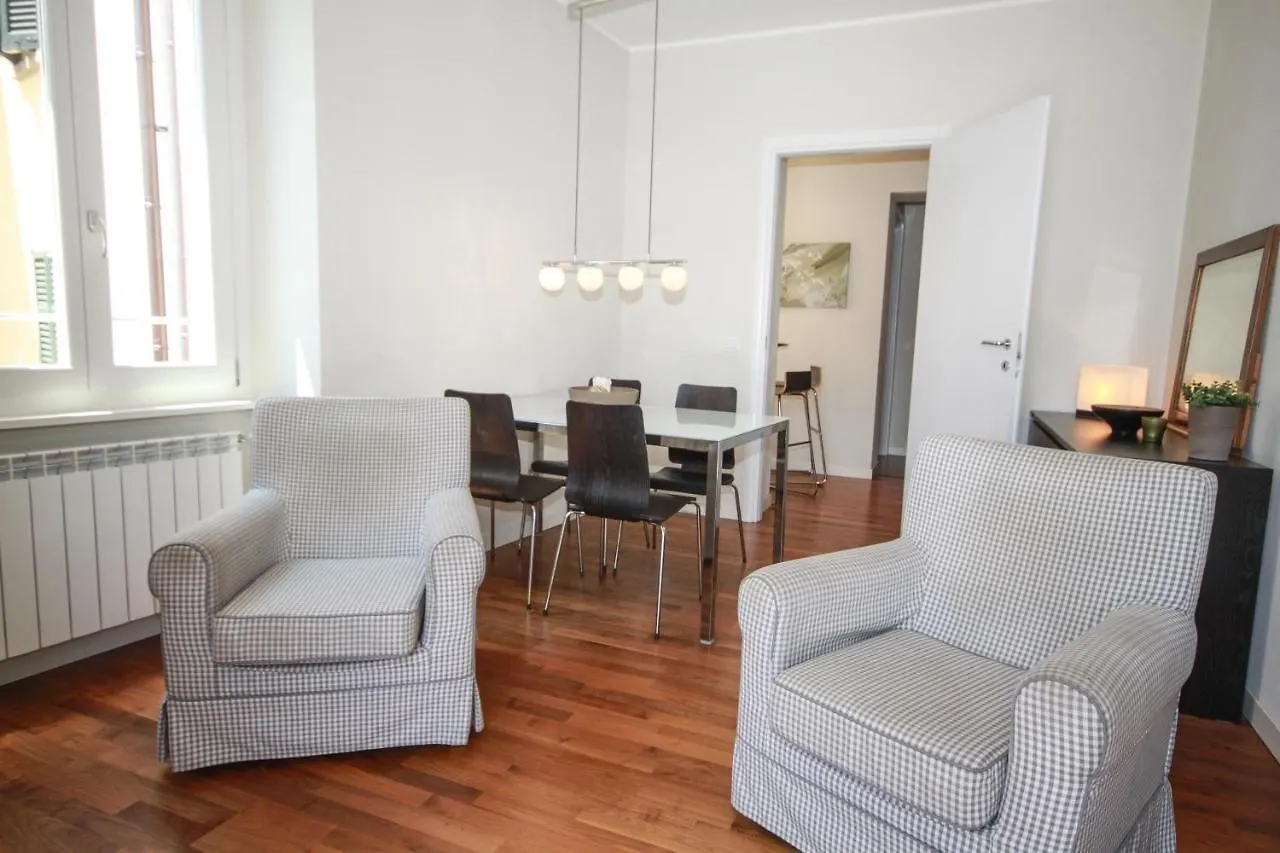 Rodrigo Lake Side Suite Apartment Griante